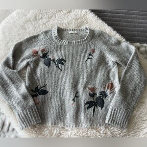 WOVEN HEART Gray Long Sleeve Scoop Neck Sweater with Flowers Size Medium